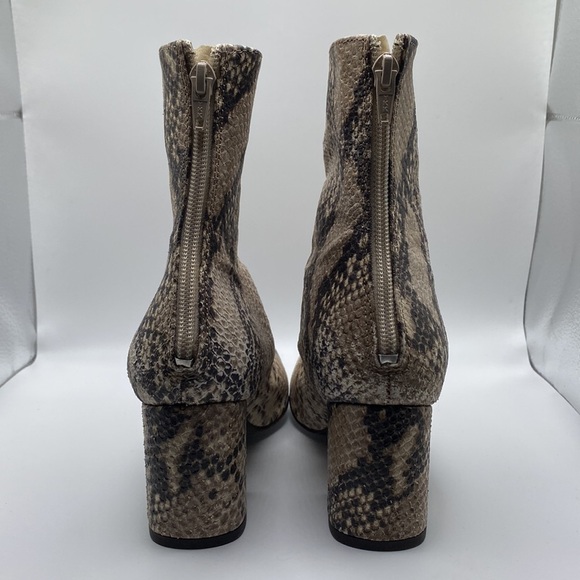 FREE PEOPLE WOMEN’S CECILE SNAKE PRINT BLOCK HEEL BOOTIES TAN BROWN SZ 35.5 - Picture 6 of 13